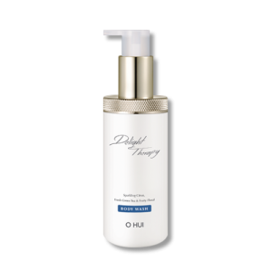 OHUI Delight Therapy Гель для душа 300 мл — роскошное ароматное средство для тела, мягко очищающее кожу, увлажняющее и наполняющее её свежестью с нежным цветочным ароматом.