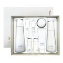 SUM37 Time Energy Bright Basic Skincare Gift Set with 170ml toner and 120ml emulsion for brightening and hydration