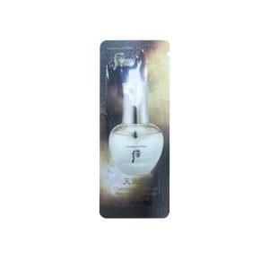 The Whoo Cheongidan Radiant Regenerating Gold Concentrate – premium Korean anti-aging essence with gold, in travel-size sachet